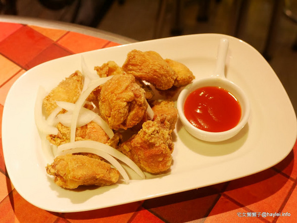 Mamak檔 星馬料理：二訪令人難以忘懷的Mamak檔星馬料理二訪 舊愛仍美(加央吐司、炒粿條)、新寵上心頭(婚宴飯、香料雞肉湯)！