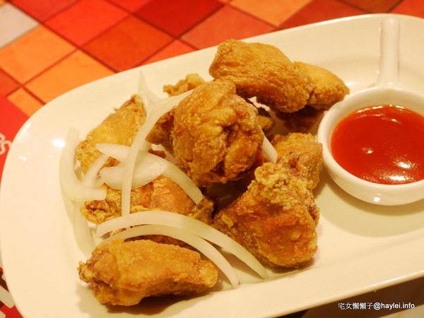 Mamak檔 星馬料理:二訪令人難以忘懷的Mamak檔星馬料理二訪 舊愛仍美(加央吐司、炒粿條)、新寵上心頭(婚宴飯、香料雞肉湯)!