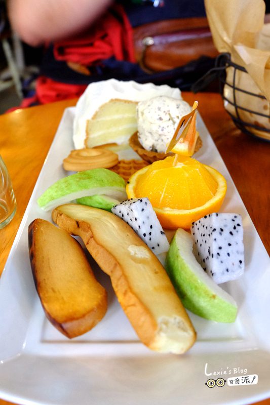 DSCF8499.jpg DSCF8499.jpg