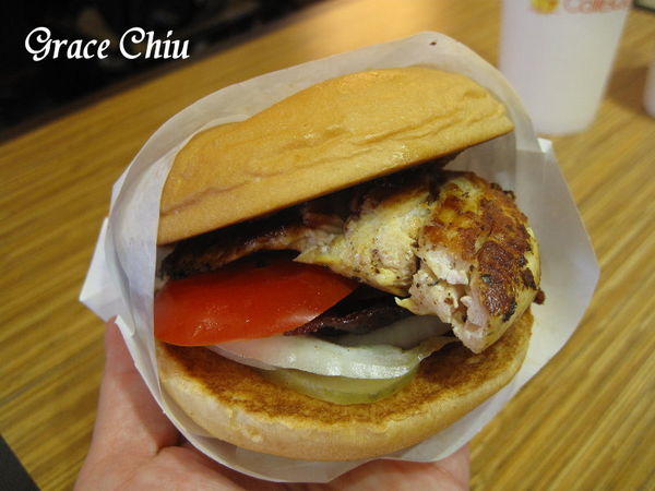 CaliBurger Caliburger 捷運西門站 西門町漢堡 梁靜茹 CaliBurger Caliburger 捷運西門站 西門町漢堡 梁靜茹