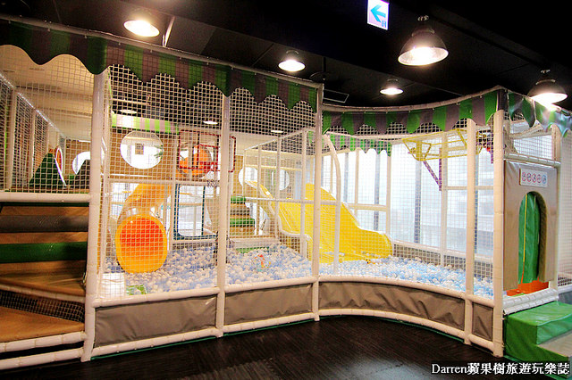 『桃園親子餐廳推薦』夢工場親子主題餐廳★室內大型球池溜滑梯遊戲區親子DIY玩瘋了套餐下午茶也很有水準/桃園中正藝文特區商圈美食(文末有活動送免費兒童餐)