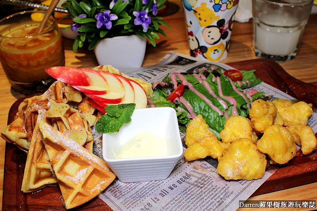 『桃園親子餐廳推薦』夢工場親子主題餐廳★室內大型球池溜滑梯遊戲區親子DIY玩瘋了套餐下午茶也很有水準/桃園中正藝文特區商圈美食(文末有活動送免費兒童餐)