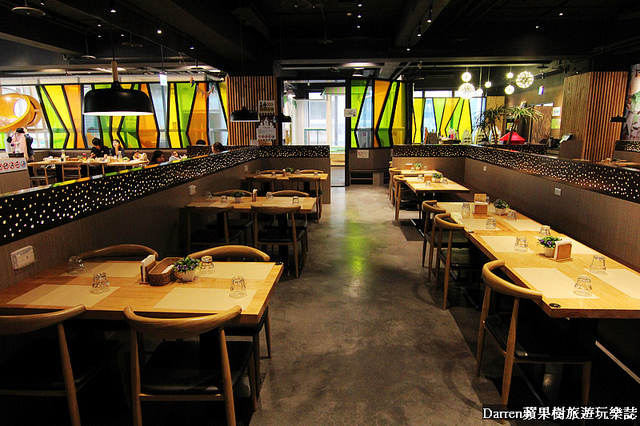 『桃園親子餐廳推薦』夢工場親子主題餐廳★室內大型球池溜滑梯遊戲區親子DIY玩瘋了套餐下午茶也很有水準/桃園中正藝文特區商圈美食(文末有活動送免費兒童餐)