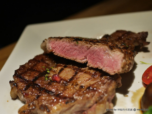 NINI 尼尼義大利餐廳(公益店)：【食記】NINI 尼尼義大利餐廳旗艦店-台中NINI公益店@南屯 : 幽靜, 時尚, 美味…適合好友共享