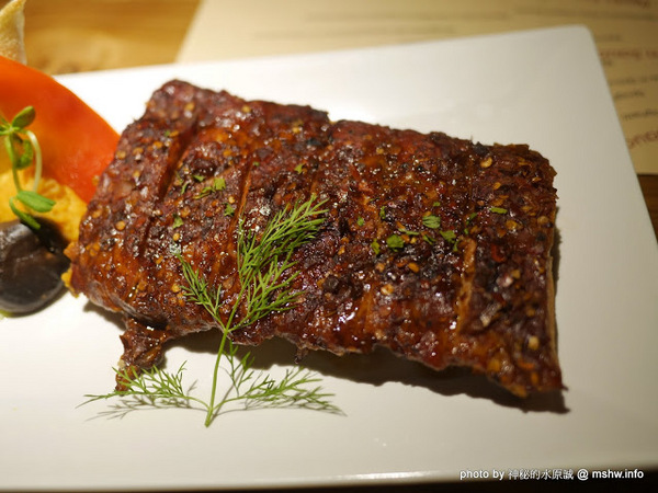 NINI 尼尼義大利餐廳(公益店)：【食記】NINI 尼尼義大利餐廳旗艦店-台中NINI公益店@南屯 : 幽靜, 時尚, 美味…適合好友共享