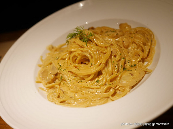 NINI 尼尼義大利餐廳(公益店)：【食記】NINI 尼尼義大利餐廳旗艦店-台中NINI公益店@南屯 : 幽靜, 時尚, 美味…適合好友共享