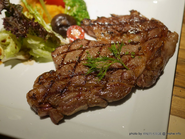 NINI 尼尼義大利餐廳(公益店)：【食記】NINI 尼尼義大利餐廳旗艦店-台中NINI公益店@南屯 : 幽靜, 時尚, 美味…適合好友共享