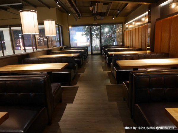 NINI 尼尼義大利餐廳(公益店)：【食記】NINI 尼尼義大利餐廳旗艦店-台中NINI公益店@南屯 : 幽靜, 時尚, 美味…適合好友共享