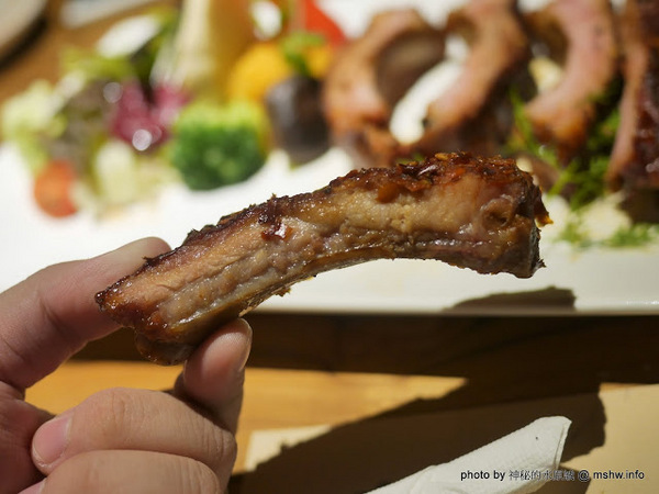 NINI 尼尼義大利餐廳(公益店)：【食記】NINI 尼尼義大利餐廳旗艦店-台中NINI公益店@南屯 : 幽靜, 時尚, 美味…適合好友共享