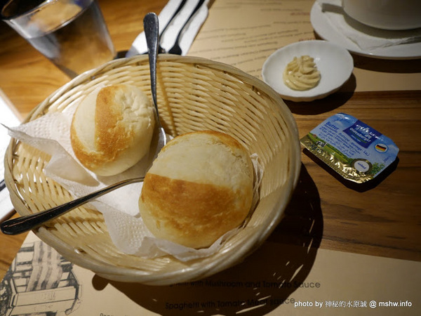 NINI 尼尼義大利餐廳(公益店)：【食記】NINI 尼尼義大利餐廳旗艦店-台中NINI公益店@南屯 : 幽靜, 時尚, 美味…適合好友共享