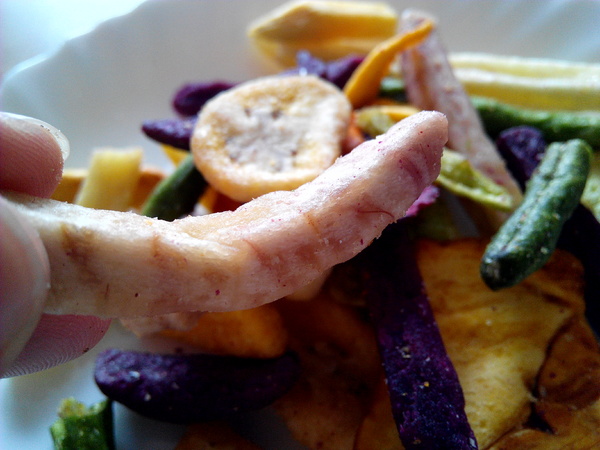 吳萬春蜜餞(武廟店)： 【臺南Ω中西區】吳萬春蜜餞。巷弄中的古早味「鹹酸甜」，蜜餞、果乾、脆片應有盡有