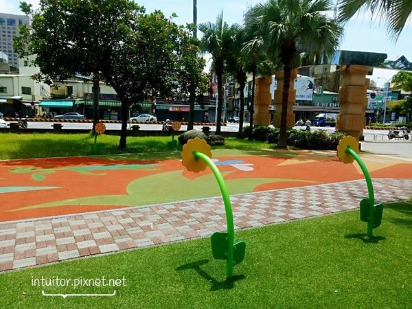 水萍塭公園遊戲場6.jpg 水萍塭公園遊戲場6.jpg