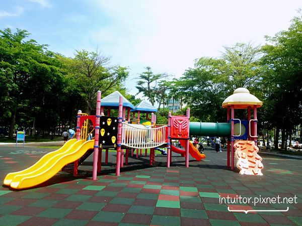 水萍塭公園遊戲場8.jpg 水萍塭公園遊戲場8.jpg