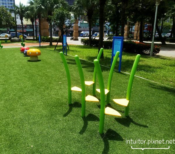 水萍塭公園遊戲場12.jpg 水萍塭公園遊戲場12.jpg