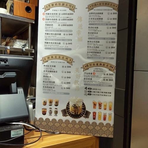 夜市 特輯#2︱寧夏夜市 排隊必吃美食-賴雞蛋蚵仔煎、榮登米其林必比登劉芋仔︱口袋私藏 方家雞肉飯 ︱ 打彈珠 保有童真的時代