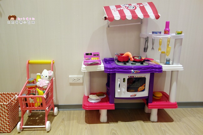 悠逸休閒旅館 家庭親子房 (14).JPG