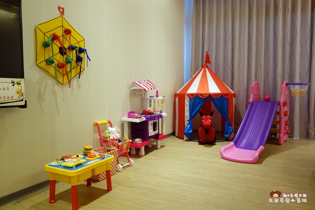 悠逸休閒旅館 家庭親子房 (8).JPG