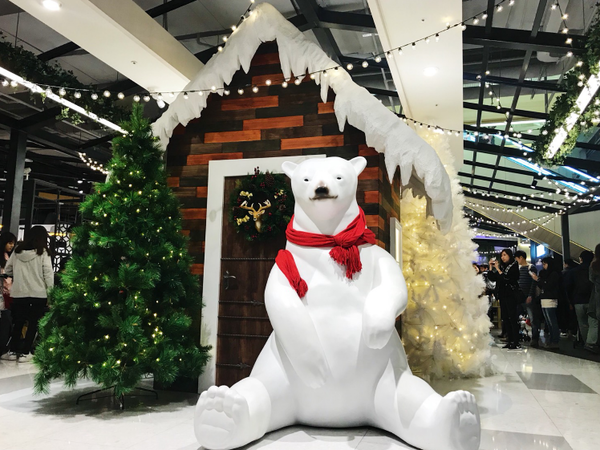 【中壢】大江國際購物中心｜聖誕節假日好去處、內有超夢幻北極熊雕像及雪屋