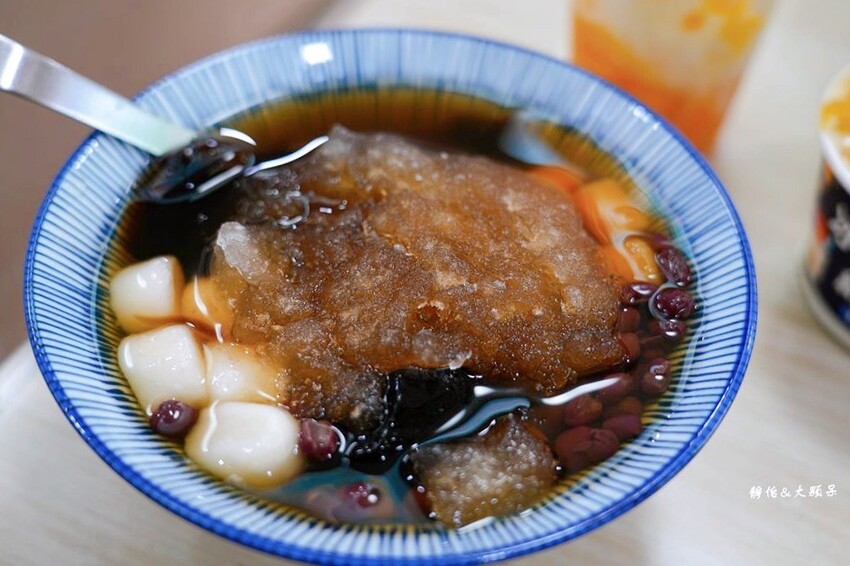 冰點老店綿綿冰 ❙ 鳳梨檸檬冰、芒果雙爽,自製手工豆花、仙草