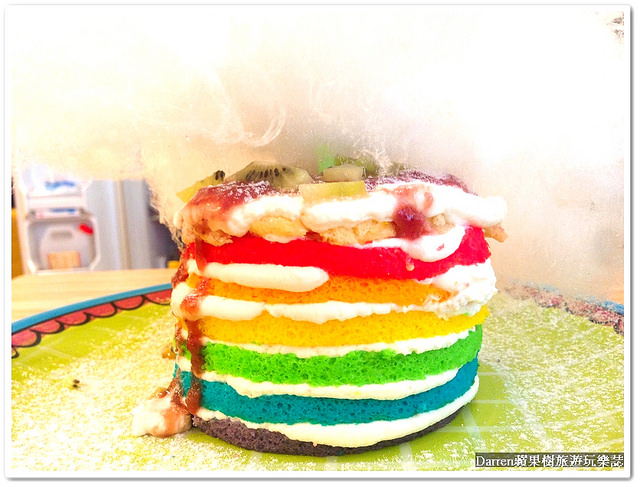 『桃園咖啡店下午茶推薦』老咩咖啡鬆餅★超人氣隱藏版甜點彩虹蛋糕/桃園彩虹蛋糕擄獲許多少女心/老闆是正妹的咖啡店
