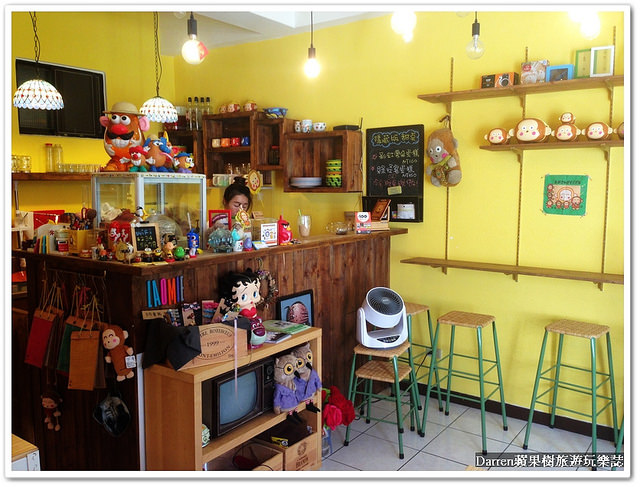 『桃園咖啡店下午茶推薦』老咩咖啡鬆餅★超人氣隱藏版甜點彩虹蛋糕/桃園彩虹蛋糕擄獲許多少女心/老闆是正妹的咖啡店