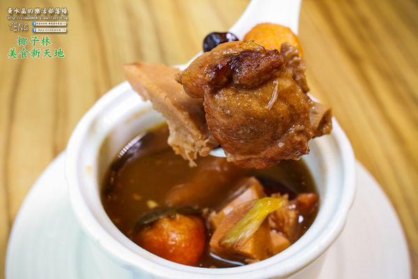 椰子林美食新天地(港點/熱炒/美食街)|桃園市/蘆竹區  (一個什麼美食都有，什麼美食都賣的美食天堂)