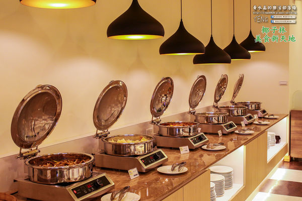 椰子林美食新天地(港點/熱炒/美食街)|桃園市/蘆竹區  (一個什麼美食都有，什麼美食都賣的美食天堂)