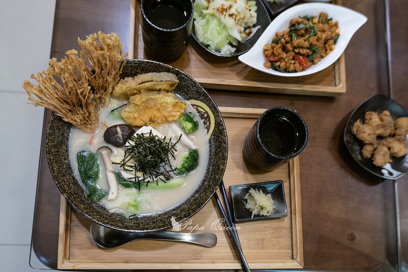 台中素食| 熱浪島叻沙湯麵(純素)讓人欲罷不能的濃郁湯頭與Q彈麵體在家也能享用
