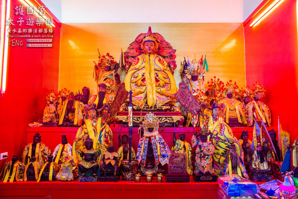 護國宮太子遊樂園|桃園新春必遊廟宇;大年初一免費玩到大年初五;全台之最~八尺六寸泥塑三太子神像。