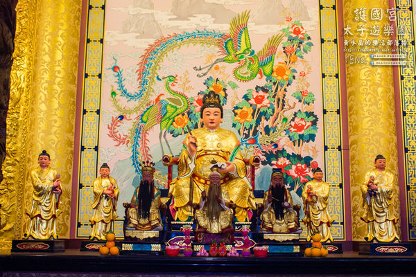 護國宮太子遊樂園|桃園新春必遊廟宇;大年初一免費玩到大年初五;全台之最~八尺六寸泥塑三太子神像。