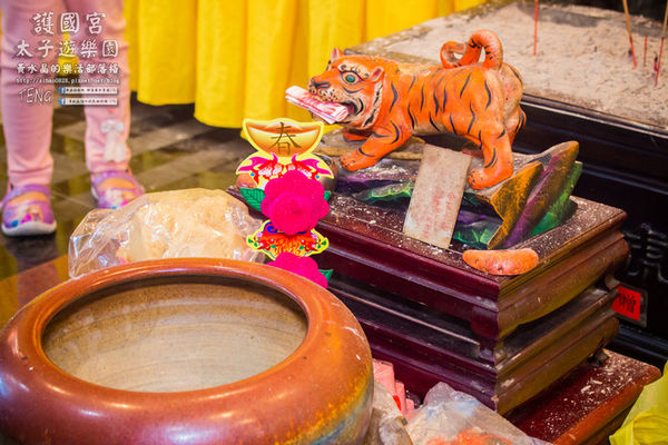 護國宮太子遊樂園|桃園新春必遊廟宇;大年初一免費玩到大年初五;全台之最~八尺六寸泥塑三太子神像。