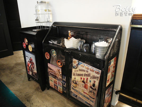 20171230西門寵物友善餐廳 (19).jpg