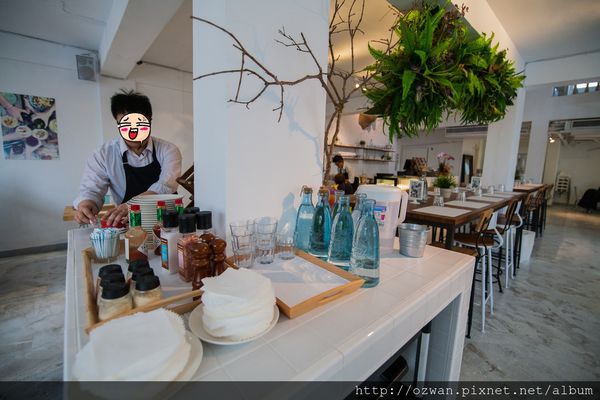 [吃喝]義大利小餐館 希拉2店～關於餐桌 About Tables。