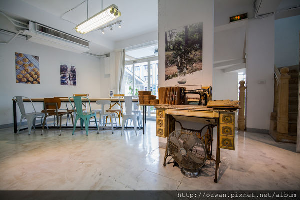 [吃喝]義大利小餐館 希拉2店～關於餐桌 About Tables。