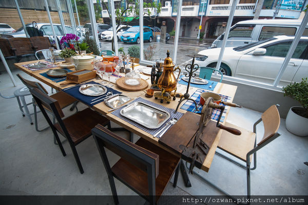 [吃喝]義大利小餐館 希拉2店～關於餐桌 About Tables。