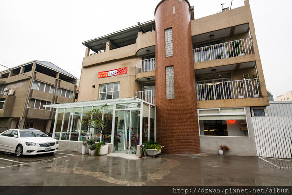 [吃喝]義大利小餐館 希拉2店～關於餐桌 About Tables。