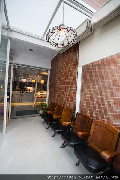 [吃喝]義大利小餐館 希拉2店～關於餐桌 About Tables。