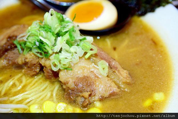 DSC_0019-1.JPG DSC_0019-1.JPG