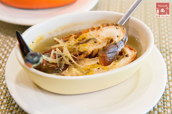 HAPPY FOOD 樂食新鉄板料理：【台南南區】首推櫻桃鴨腿和牛排｜鐵板甜食滿滿莓果味｜舒肥烹調｜法式鐵板燒好好食~HAPPY FOOD 樂食新鉄板料理