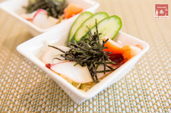 HAPPY FOOD 樂食新鉄板料理：【台南南區】首推櫻桃鴨腿和牛排｜鐵板甜食滿滿莓果味｜舒肥烹調｜法式鐵板燒好好食~HAPPY FOOD 樂食新鉄板料理