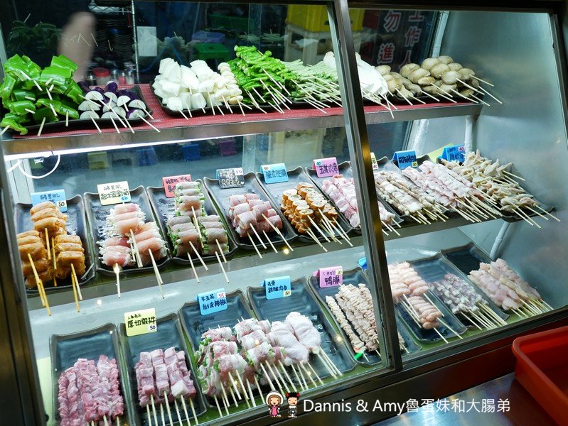 《新竹宵夜》台灣壹碳烤-新竹忠孝總店。碳烤串燒美食。朋友聚餐瘋世足賽的好選擇︱（影片）