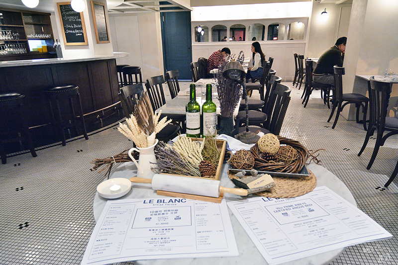 Le Blanc 台北大安路:好吃的10盎司肋眼牛排,整隻波士頓龍蝦餐,捷運忠孝復興站美食餐廳