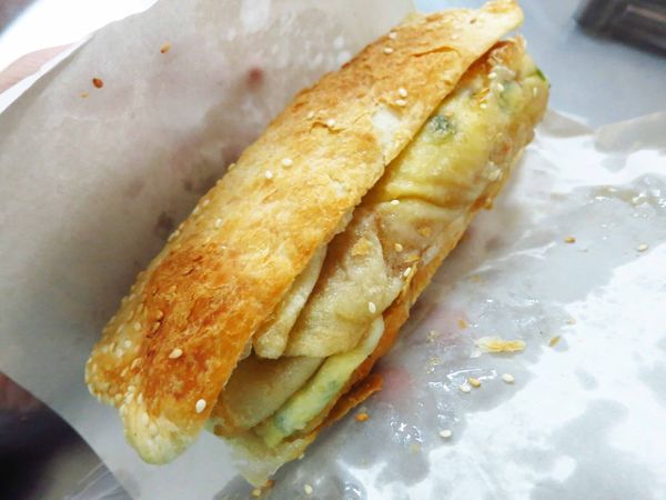 【桃園美食】南門李燒餅-隱藏版手工燒餅蛋餅早餐店 【桃園美食】南門李燒餅-隱藏版手工燒餅蛋餅早餐店