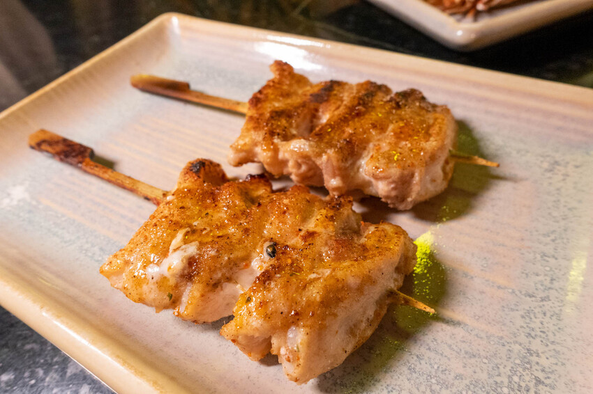 新北市新莊區【美食】摩多居酒屋，日式料理串燒酒場，食材天然的美味，新莊廟街夜市美食！