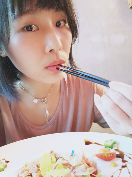 摩多居酒屋鱈魚肝醋沙拉