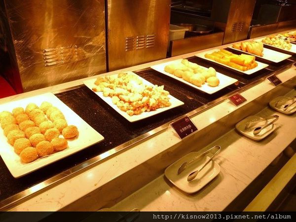 大八潮坊港式飲茶自助百匯(內湖店)：紫色狂潮掀起港式料理吃到飽-大八潮坊港式飲茶自助百匯(內湖旗艦店)体驗心得