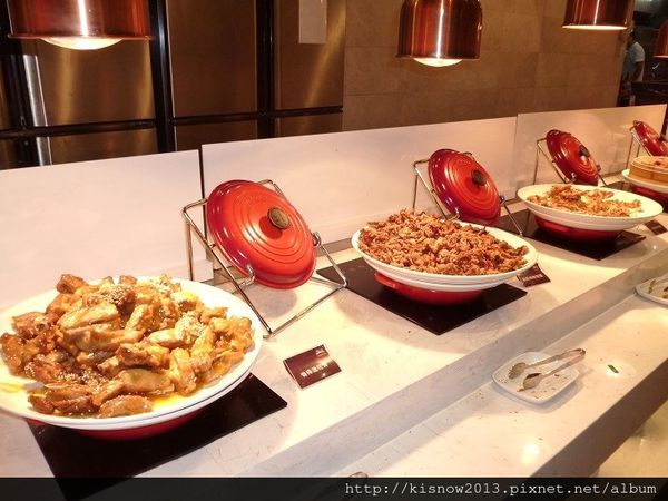 大八潮坊港式飲茶自助百匯(內湖店)：紫色狂潮掀起港式料理吃到飽-大八潮坊港式飲茶自助百匯(內湖旗艦店)体驗心得