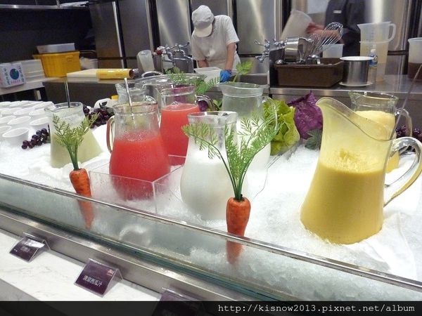 大八潮坊港式飲茶自助百匯(內湖店)：紫色狂潮掀起港式料理吃到飽-大八潮坊港式飲茶自助百匯(內湖旗艦店)体驗心得