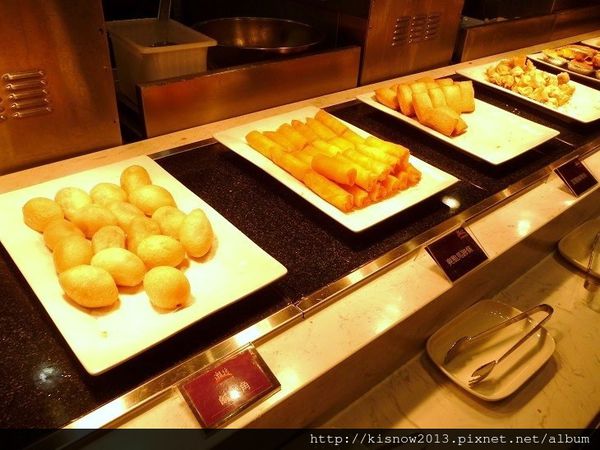 大八潮坊港式飲茶自助百匯(內湖店)：紫色狂潮掀起港式料理吃到飽-大八潮坊港式飲茶自助百匯(內湖旗艦店)体驗心得