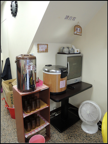 【新北食記】林口‧雙醬咖哩(林口)~湯品、飲料自助、可加飯